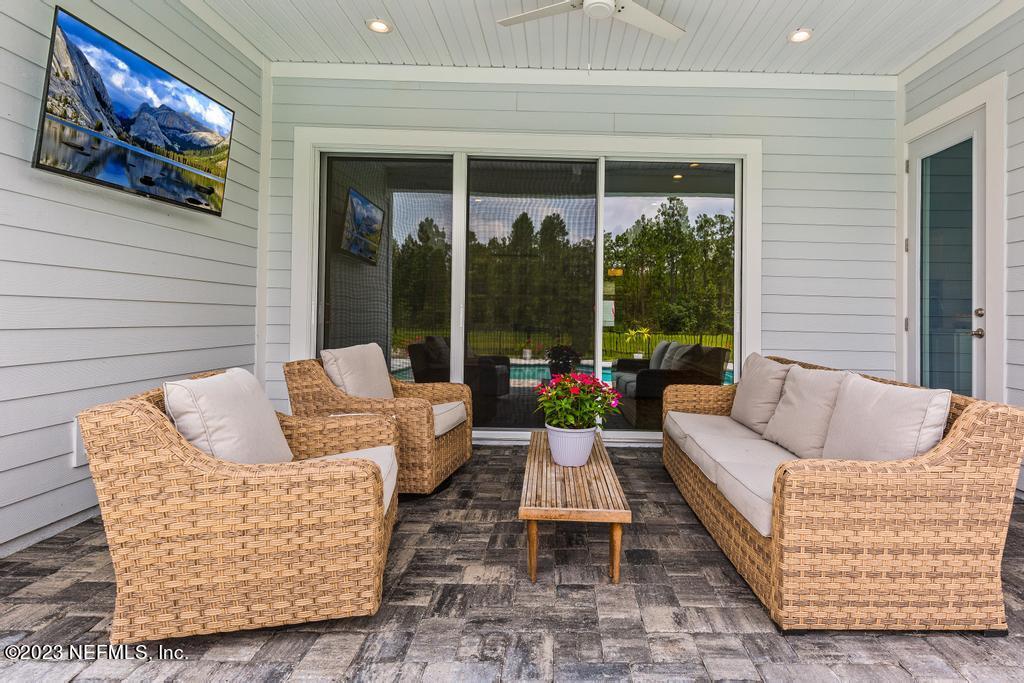 660 SILVER PINE Drive