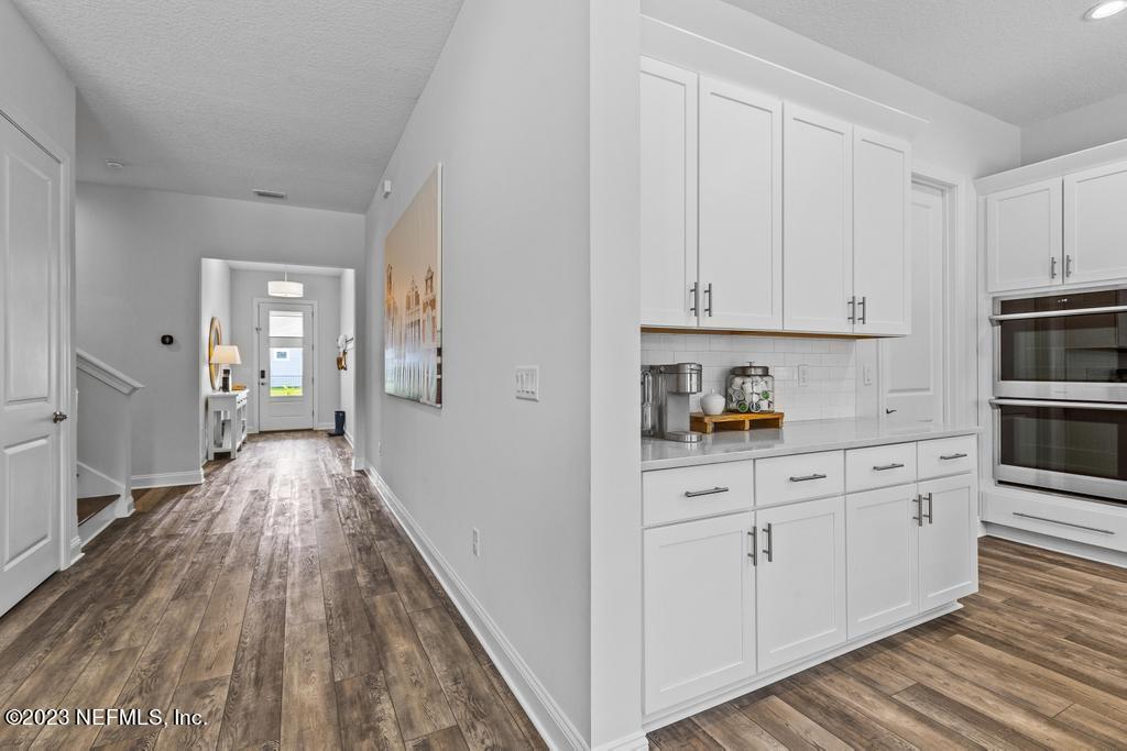 660 SILVER PINE Drive