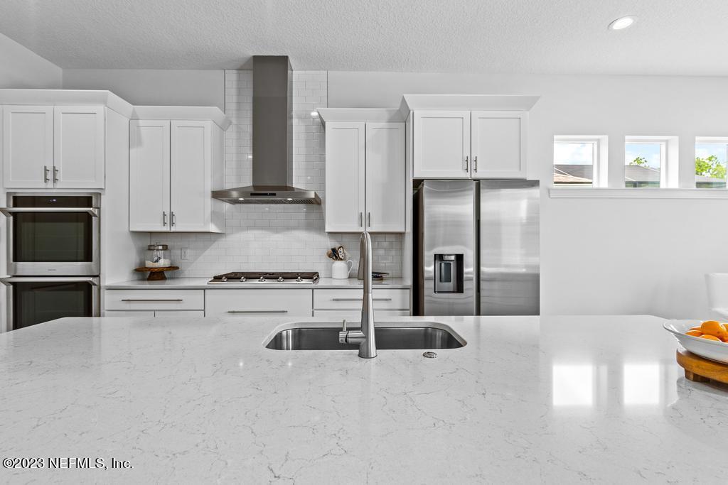 660 SILVER PINE Drive