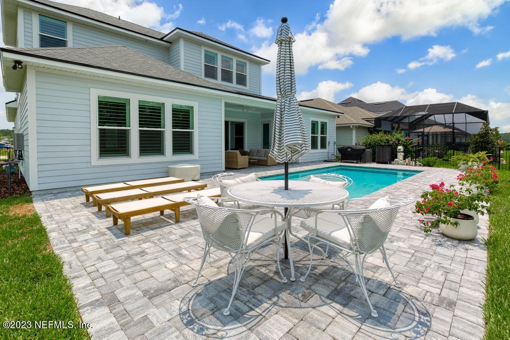 660 SILVER PINE Drive