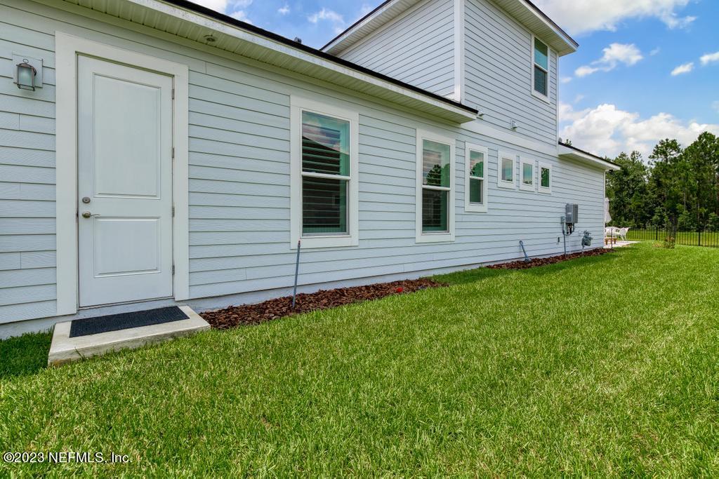 660 SILVER PINE Drive