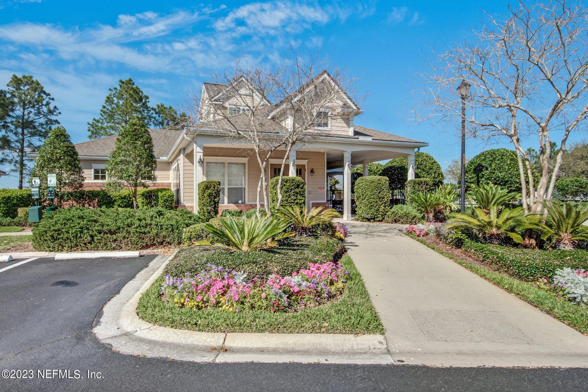 11218 CASTLEMAIN Circle N