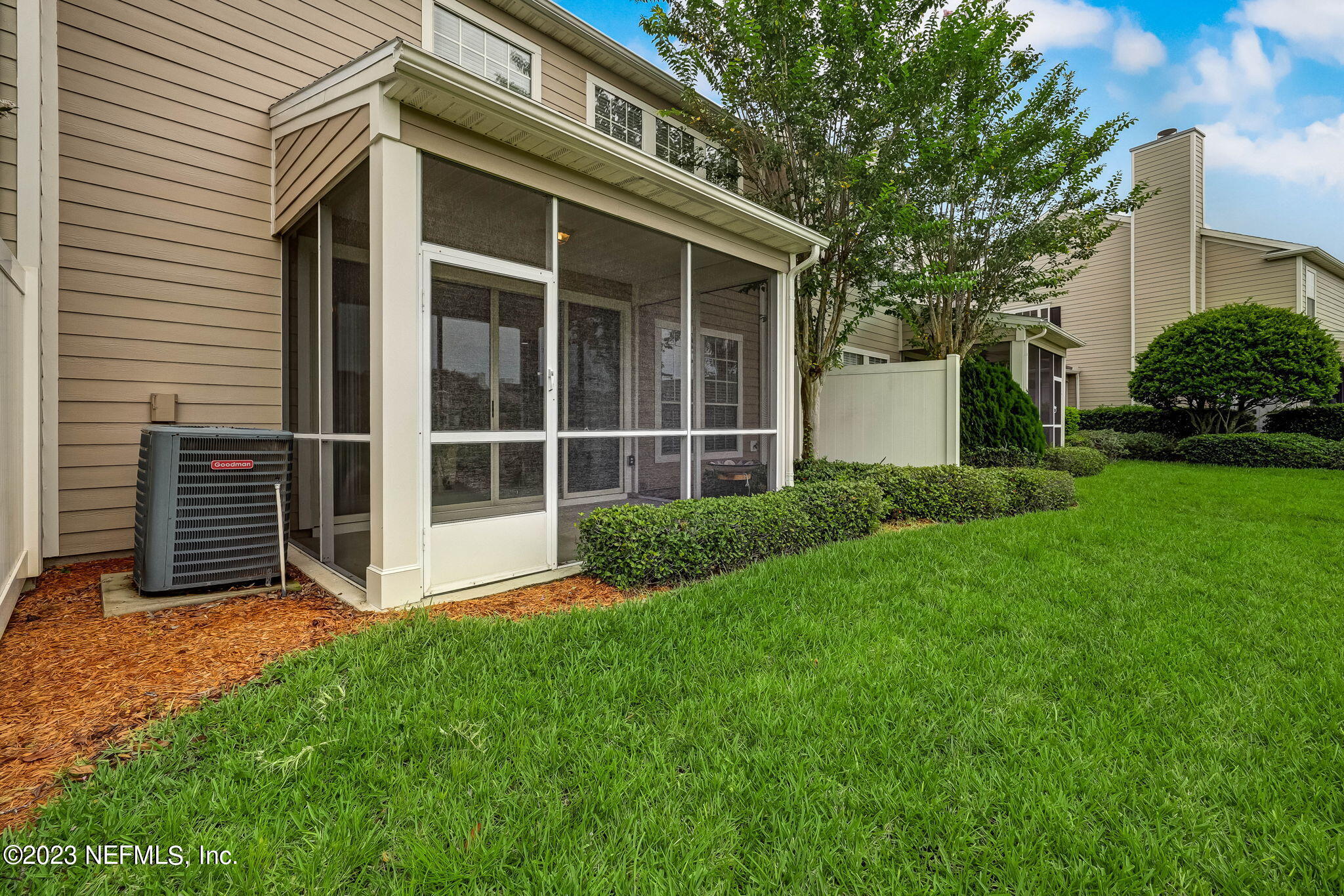 11218 CASTLEMAIN Circle N