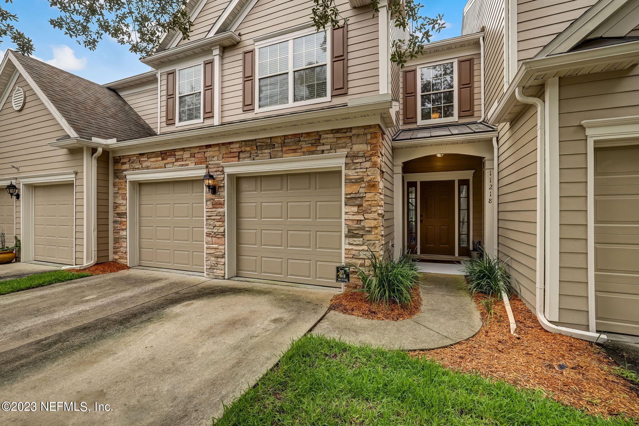 11218 CASTLEMAIN Circle N