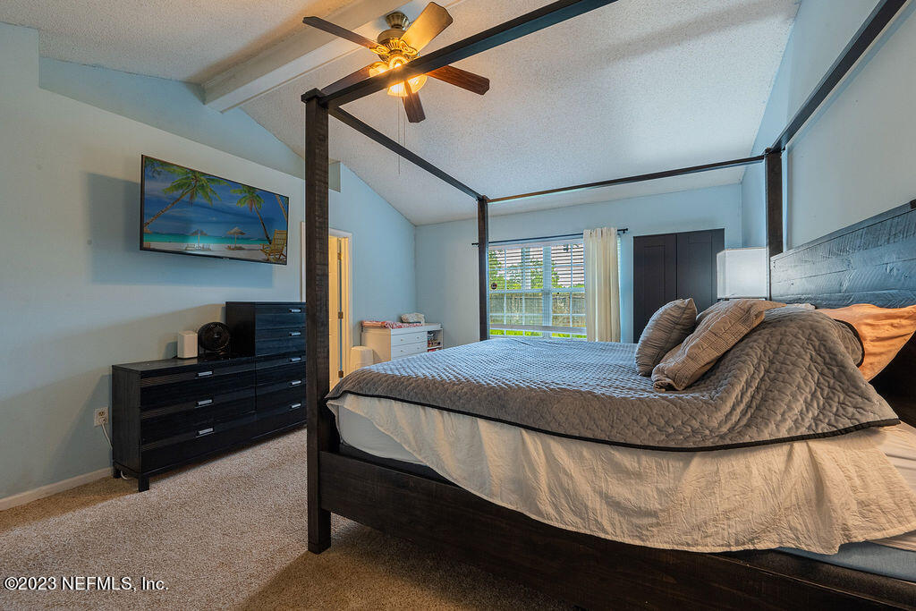 1585 CRABAPPLE COVE Court N