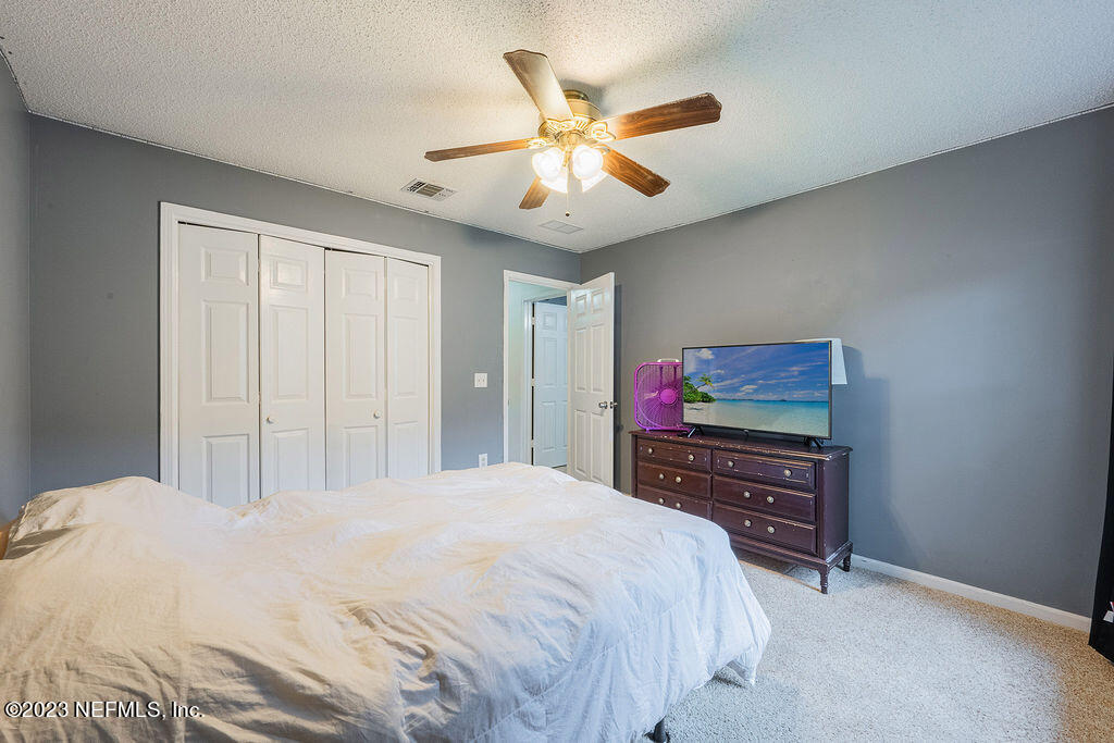 1585 CRABAPPLE COVE Court N