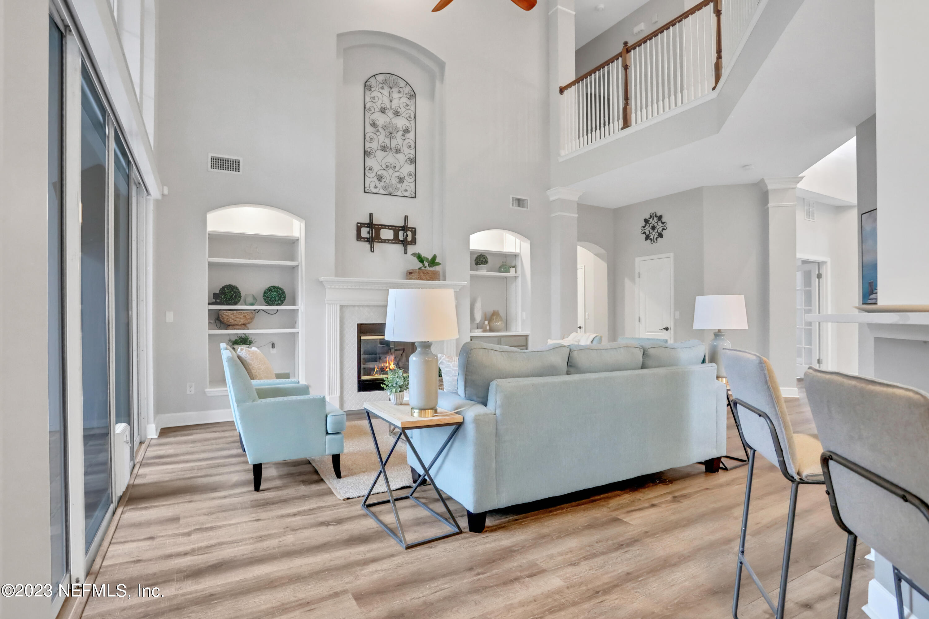 1885 FOREST GLEN Way