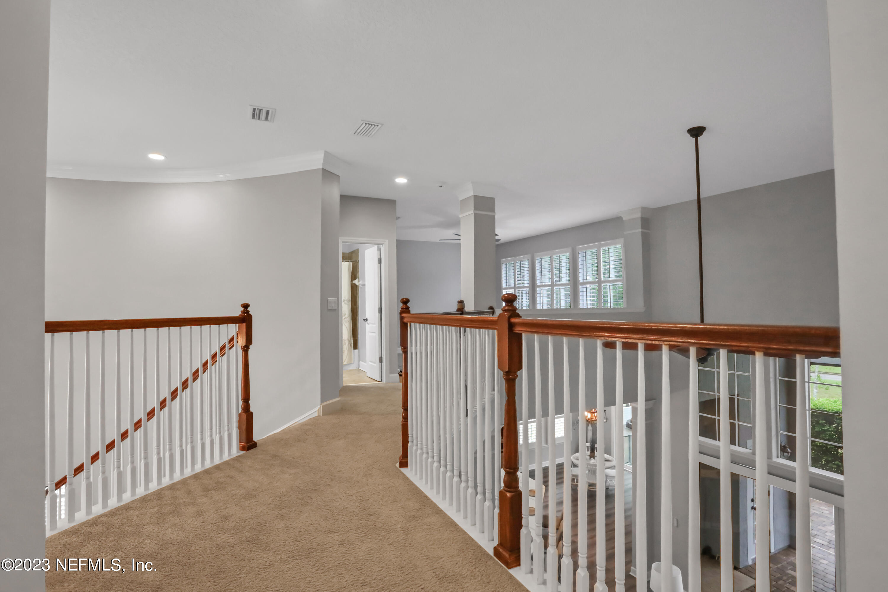 1885 FOREST GLEN Way