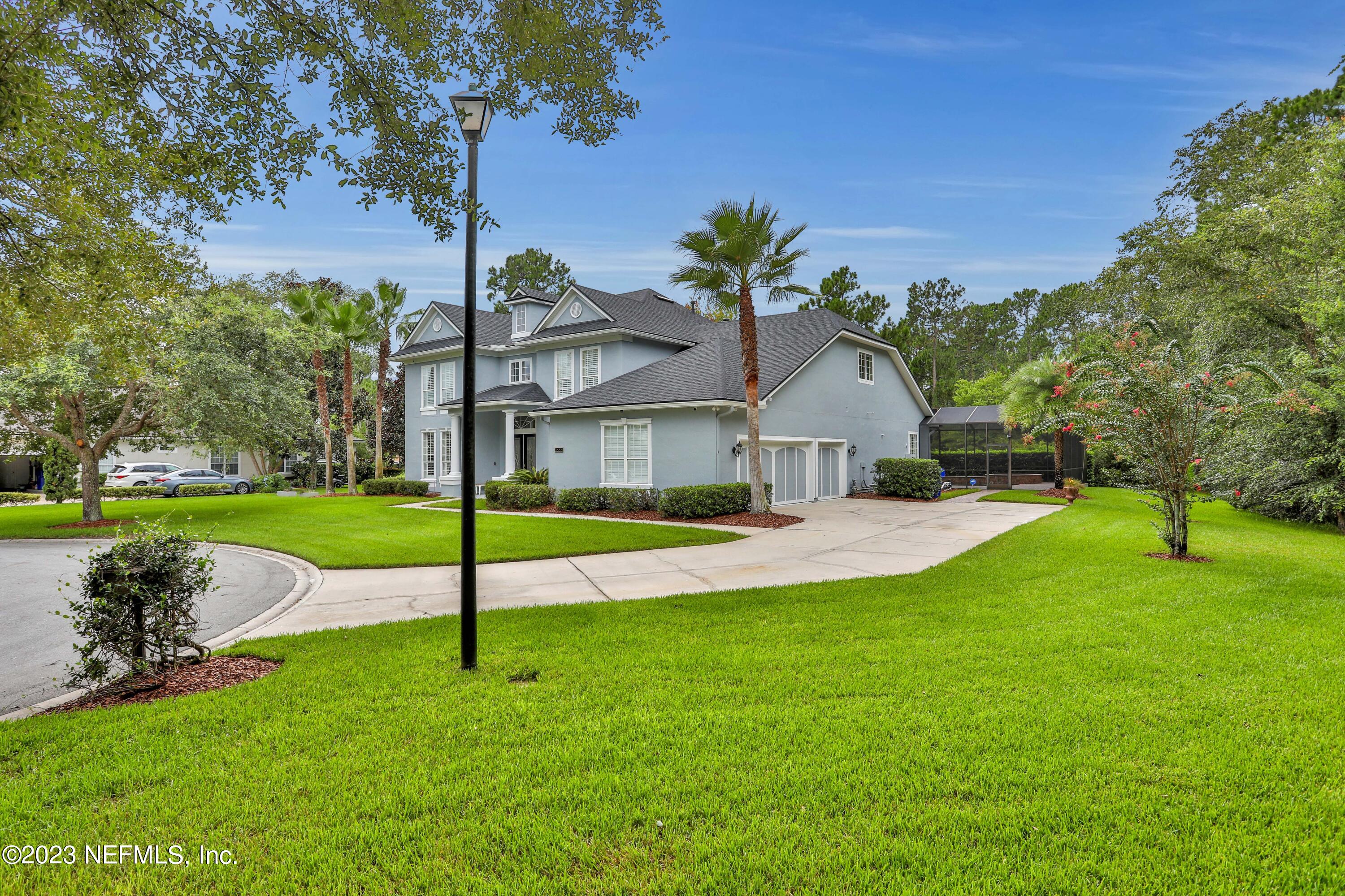 1885 FOREST GLEN Way