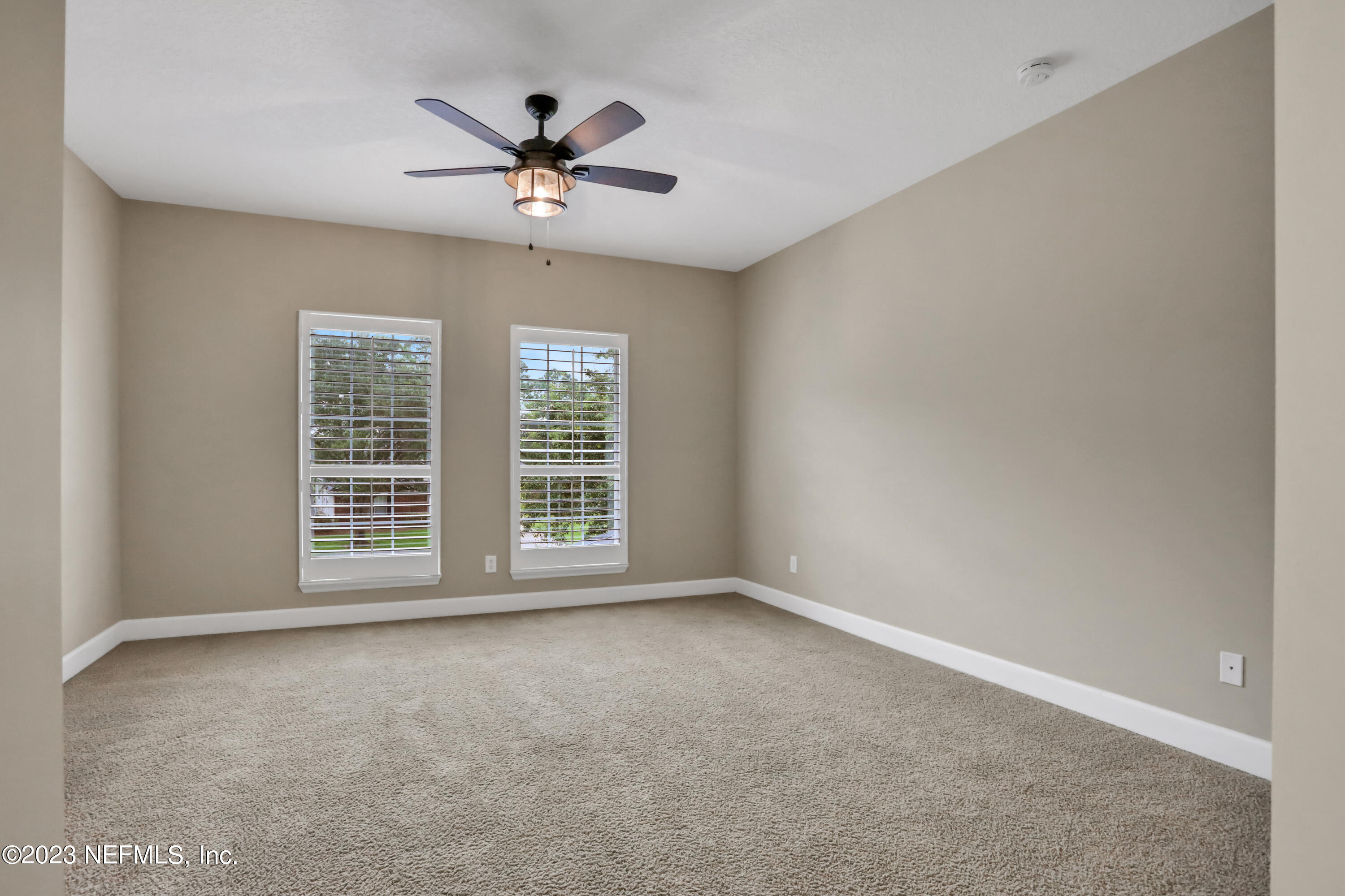 1885 FOREST GLEN Way