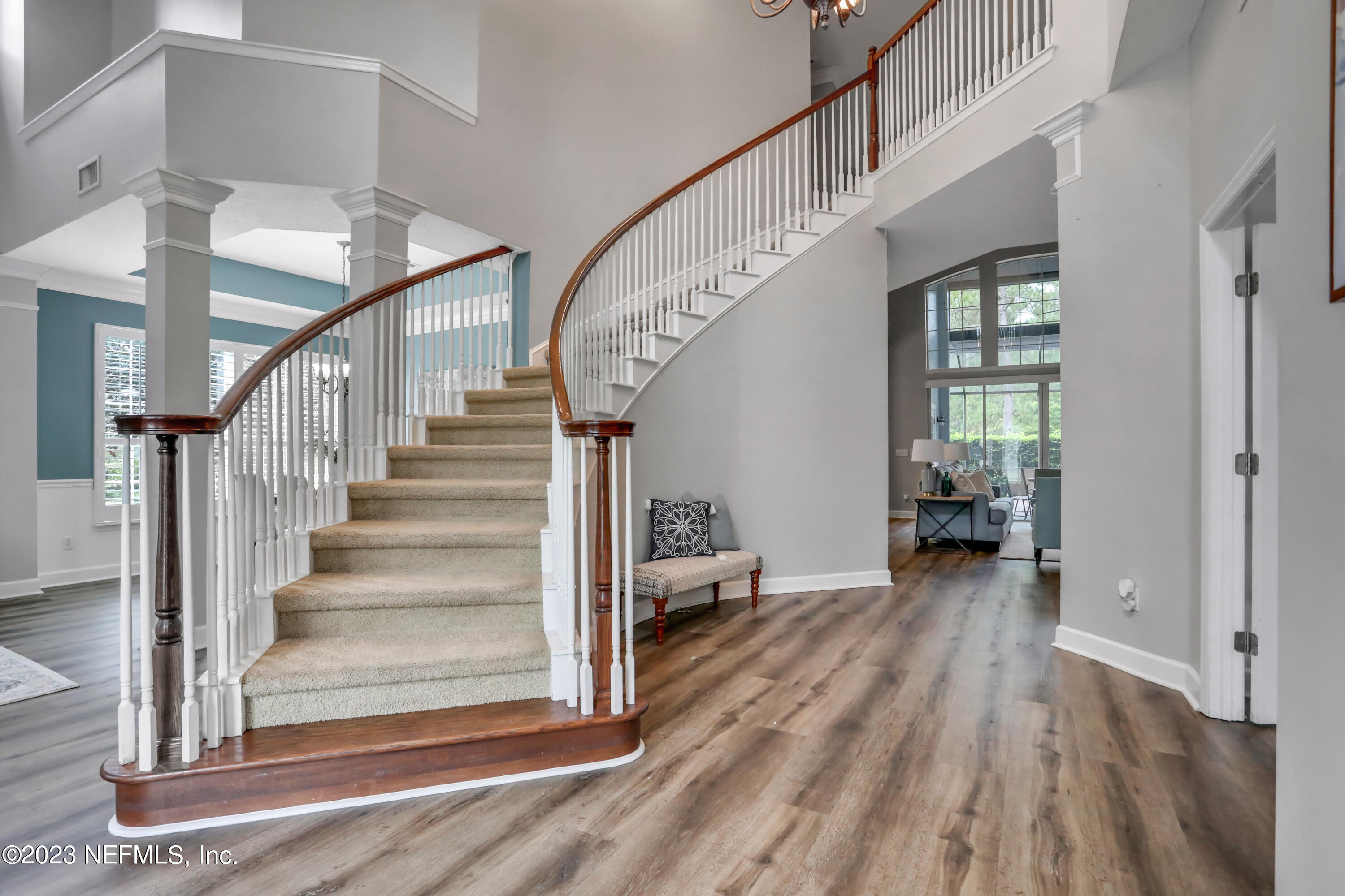 1885 FOREST GLEN Way