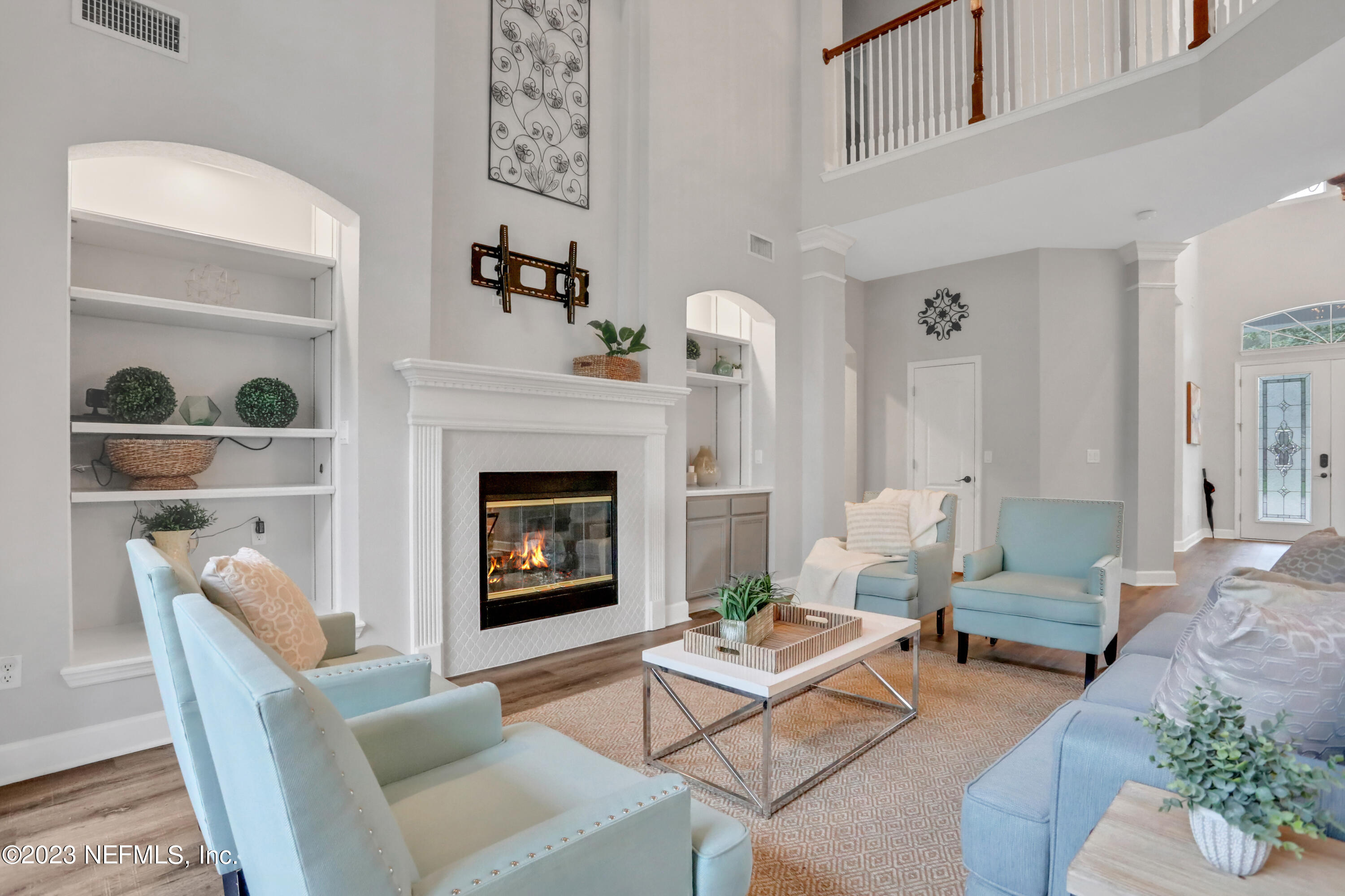 1885 FOREST GLEN Way