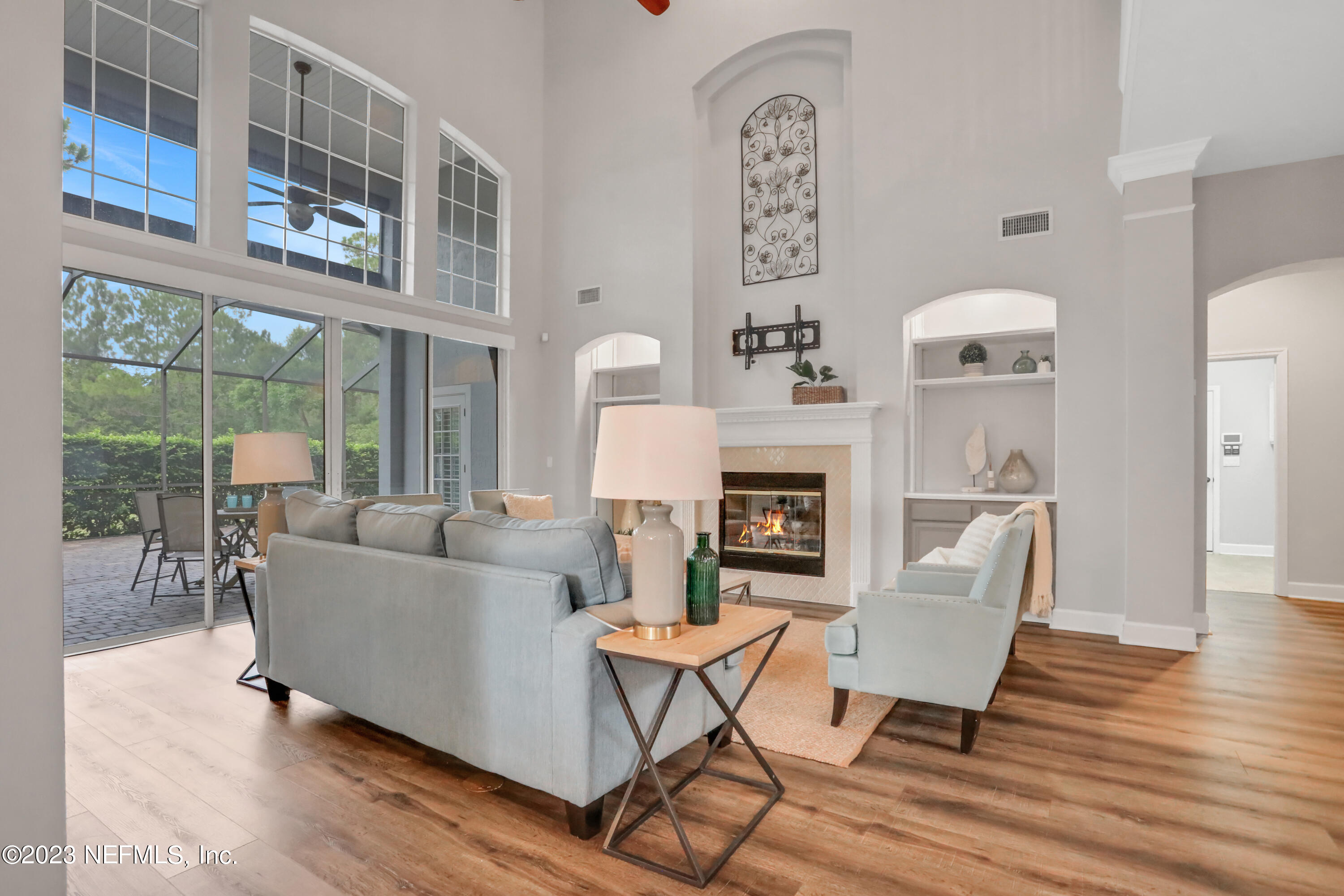 1885 FOREST GLEN Way