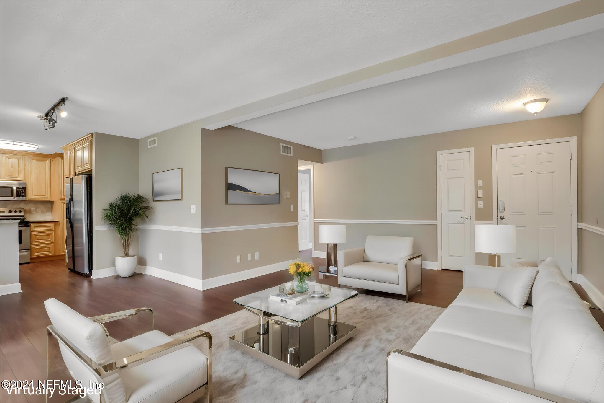 3434 BLANDING Boulevard, 228