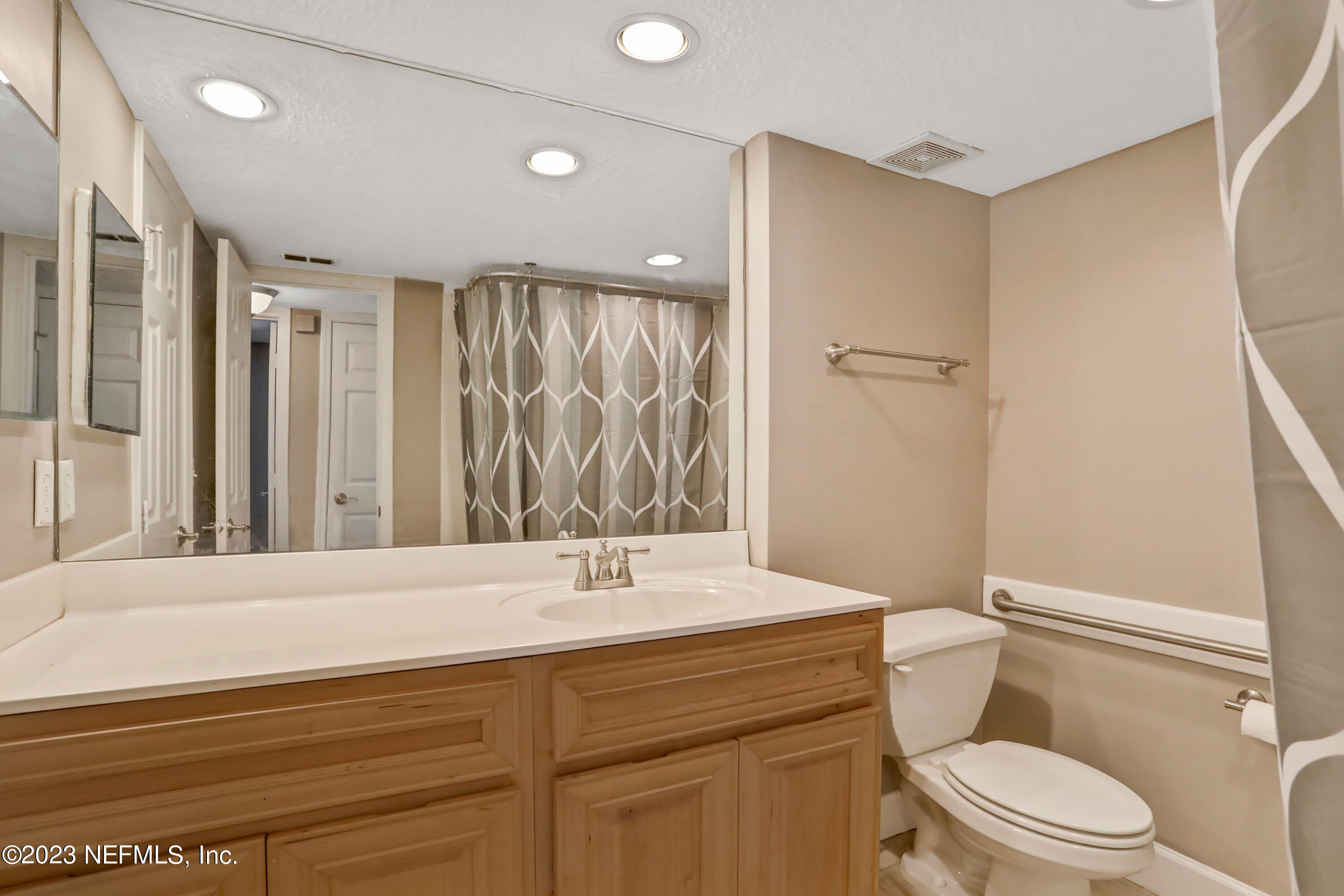 3434 BLANDING Boulevard, 228