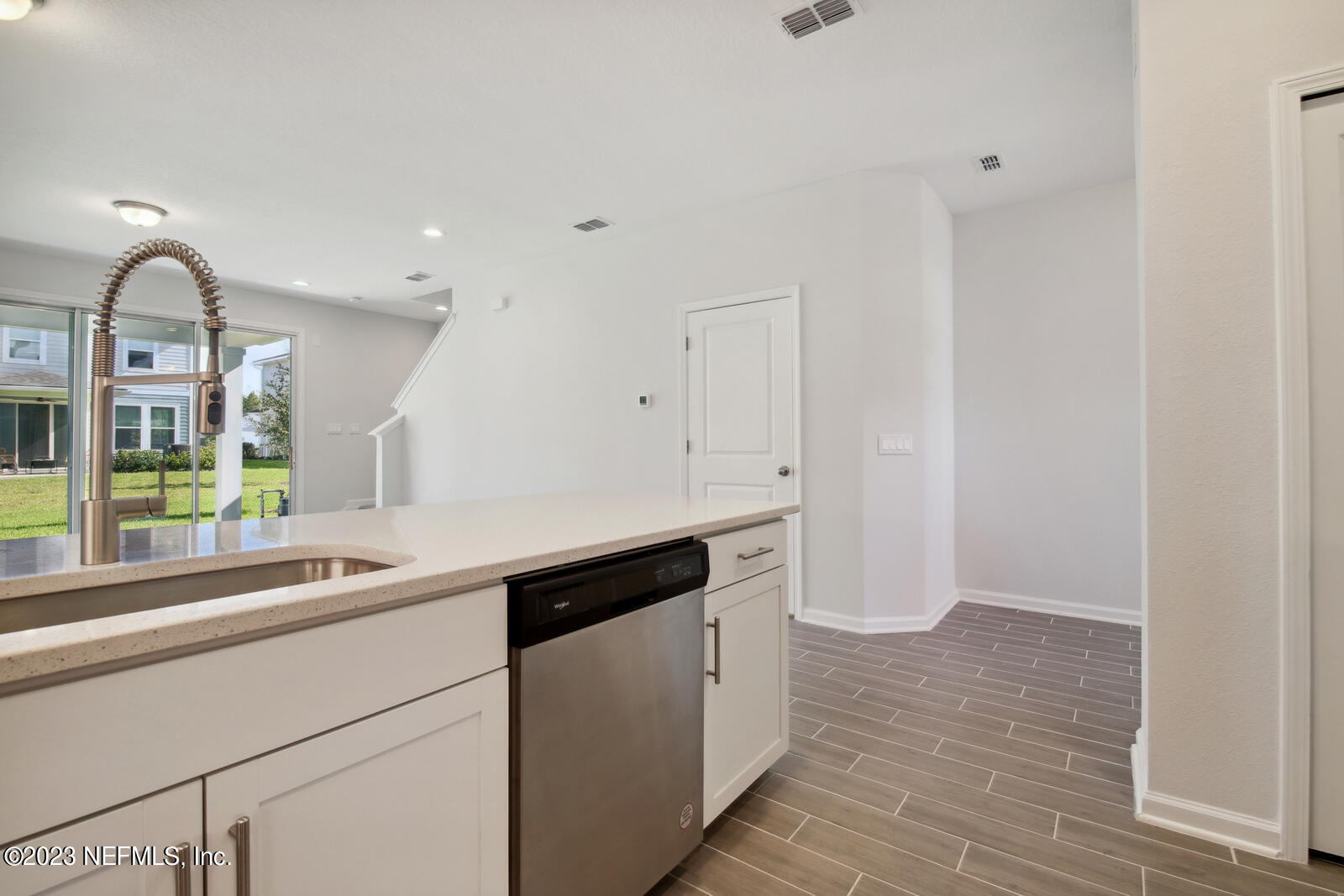 103 PINEBURY Lane