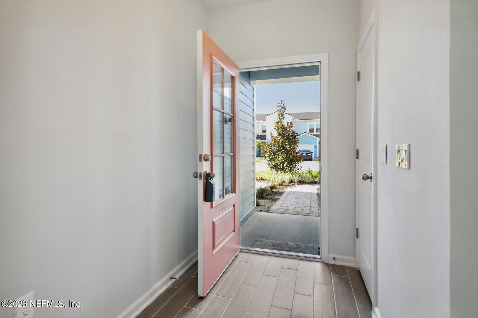 103 PINEBURY Lane
