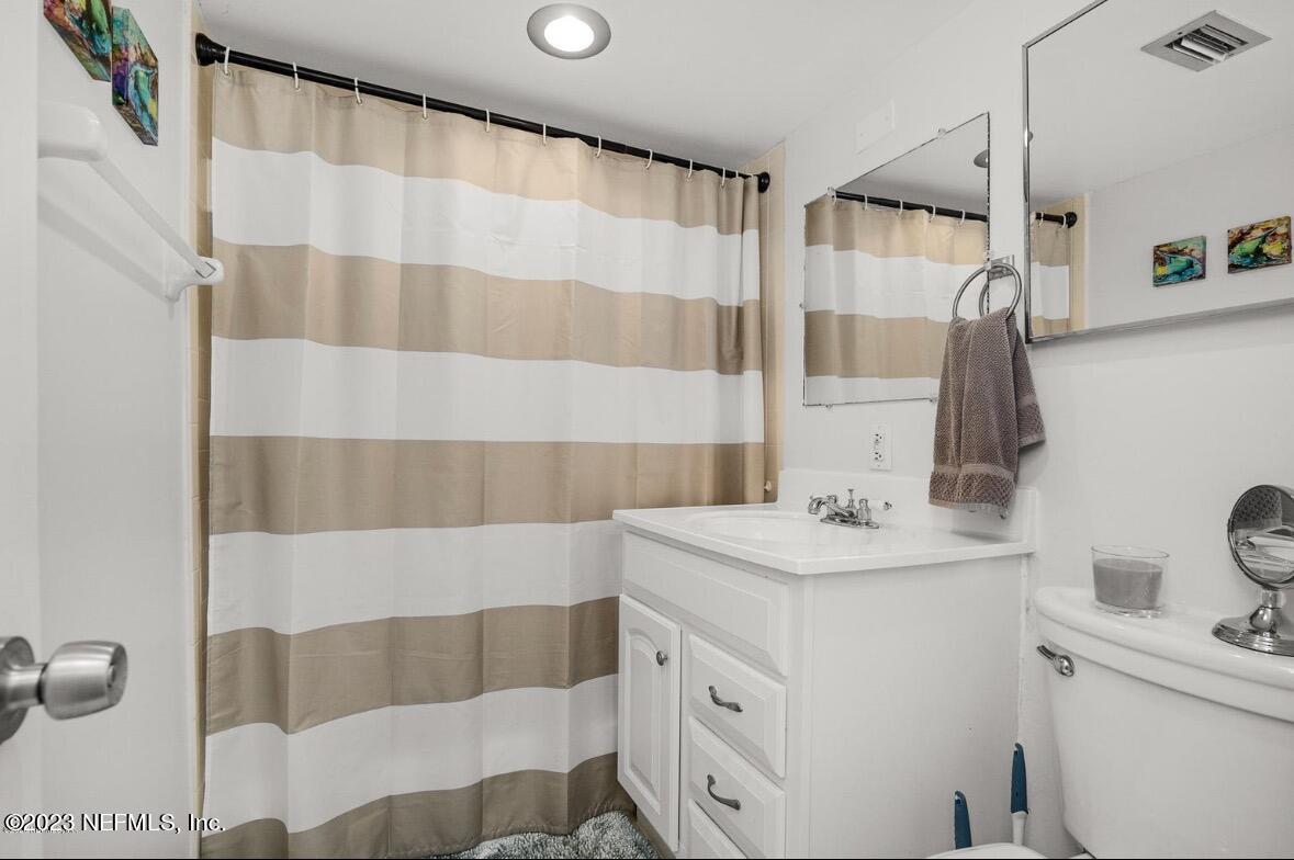 901 OCEAN Boulevard, 13