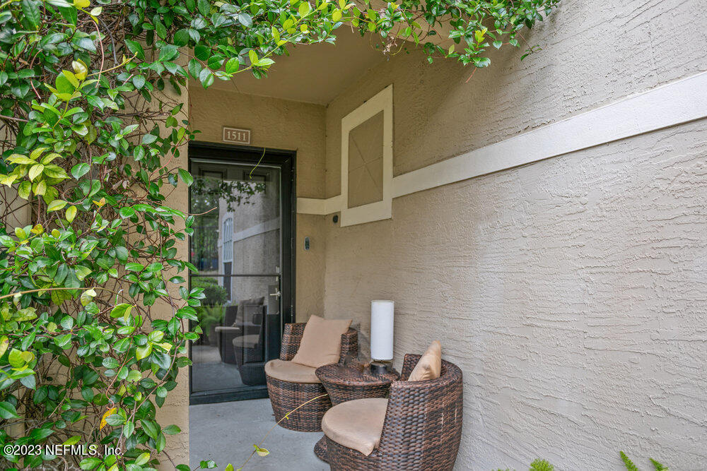 1701 THE GREENS Way, 1511