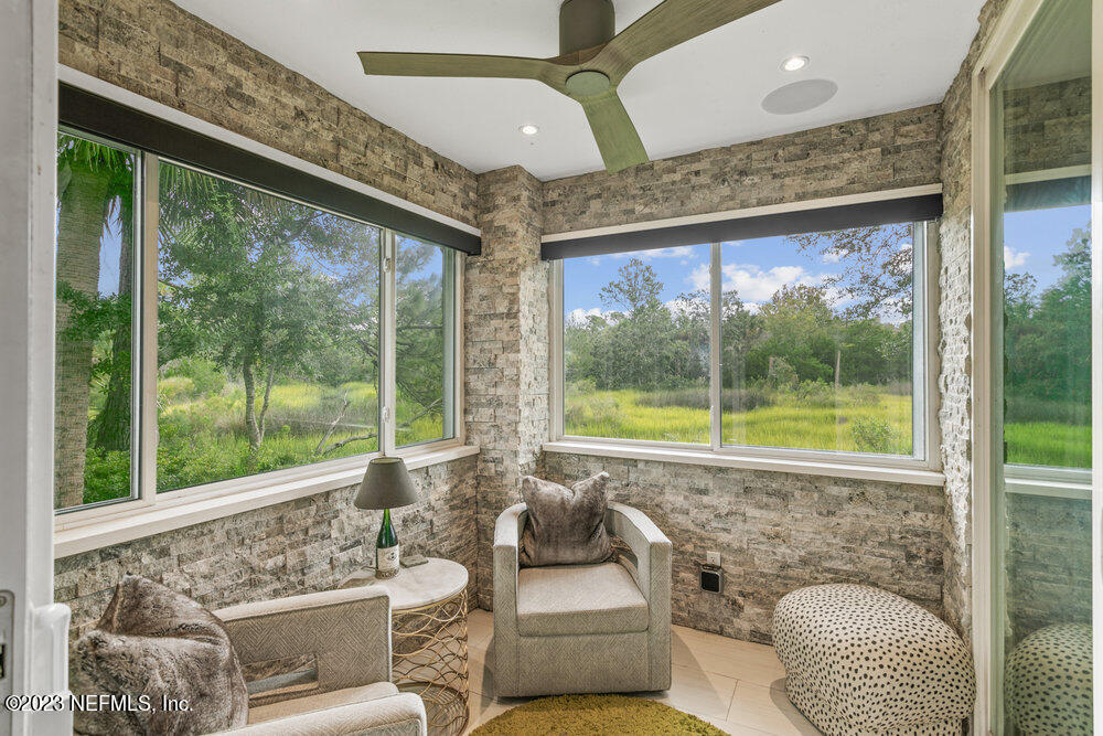 1701 THE GREENS Way, 1511