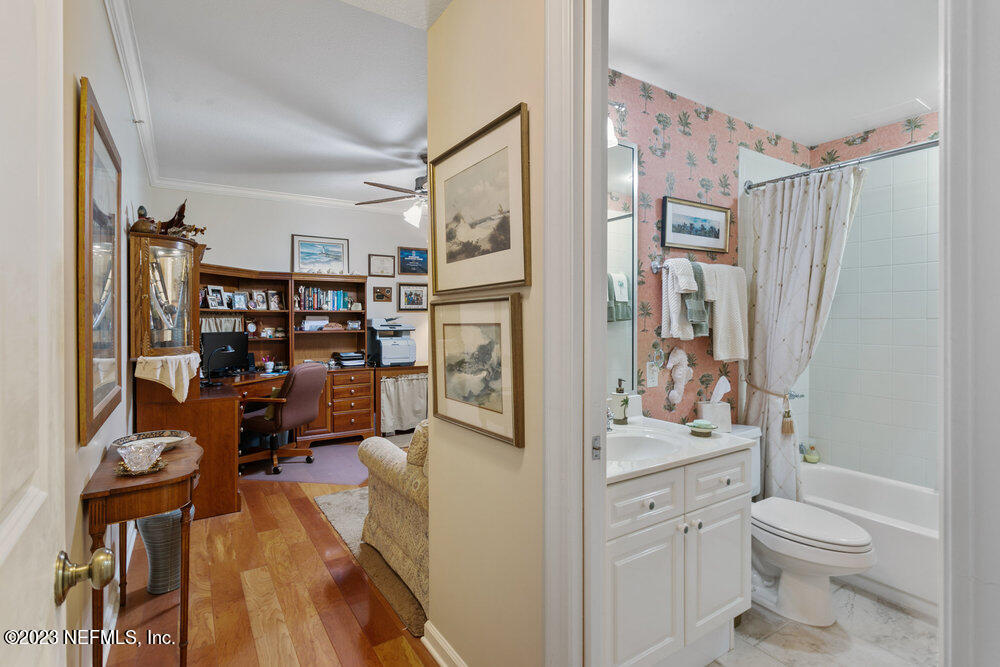 1415 1ST Street N, 503