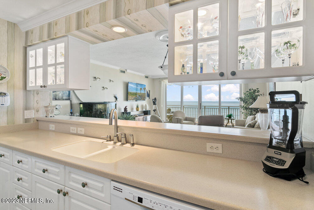 1415 1ST Street N, 503