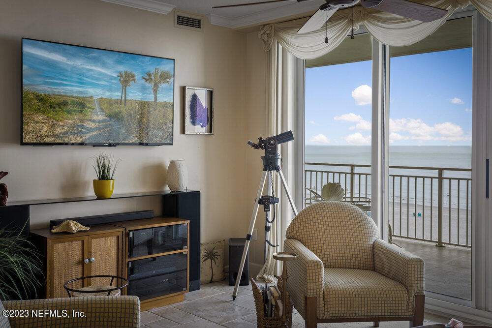 1415 1ST Street N, 503