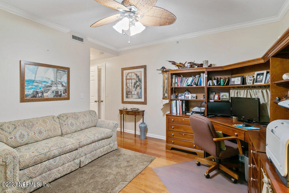 1415 1ST Street N, 503