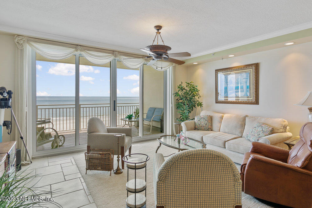 1415 1ST Street N, 503