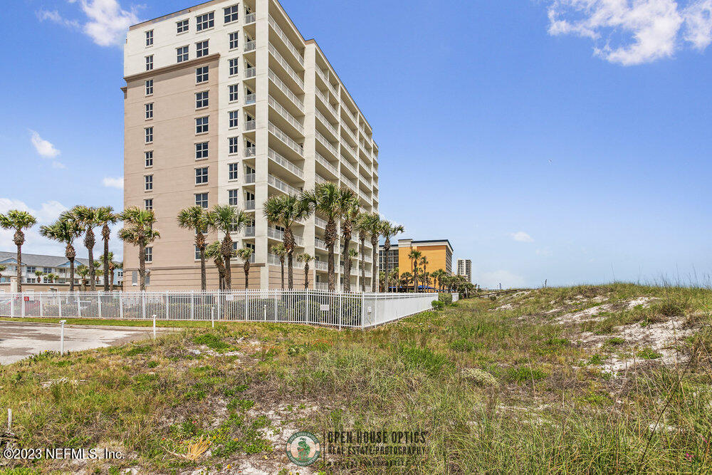 1415 1ST Street N, 503