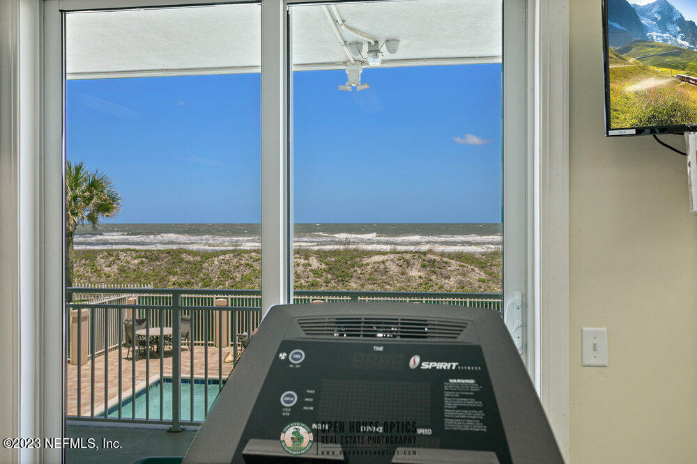 1415 1ST Street N, 503