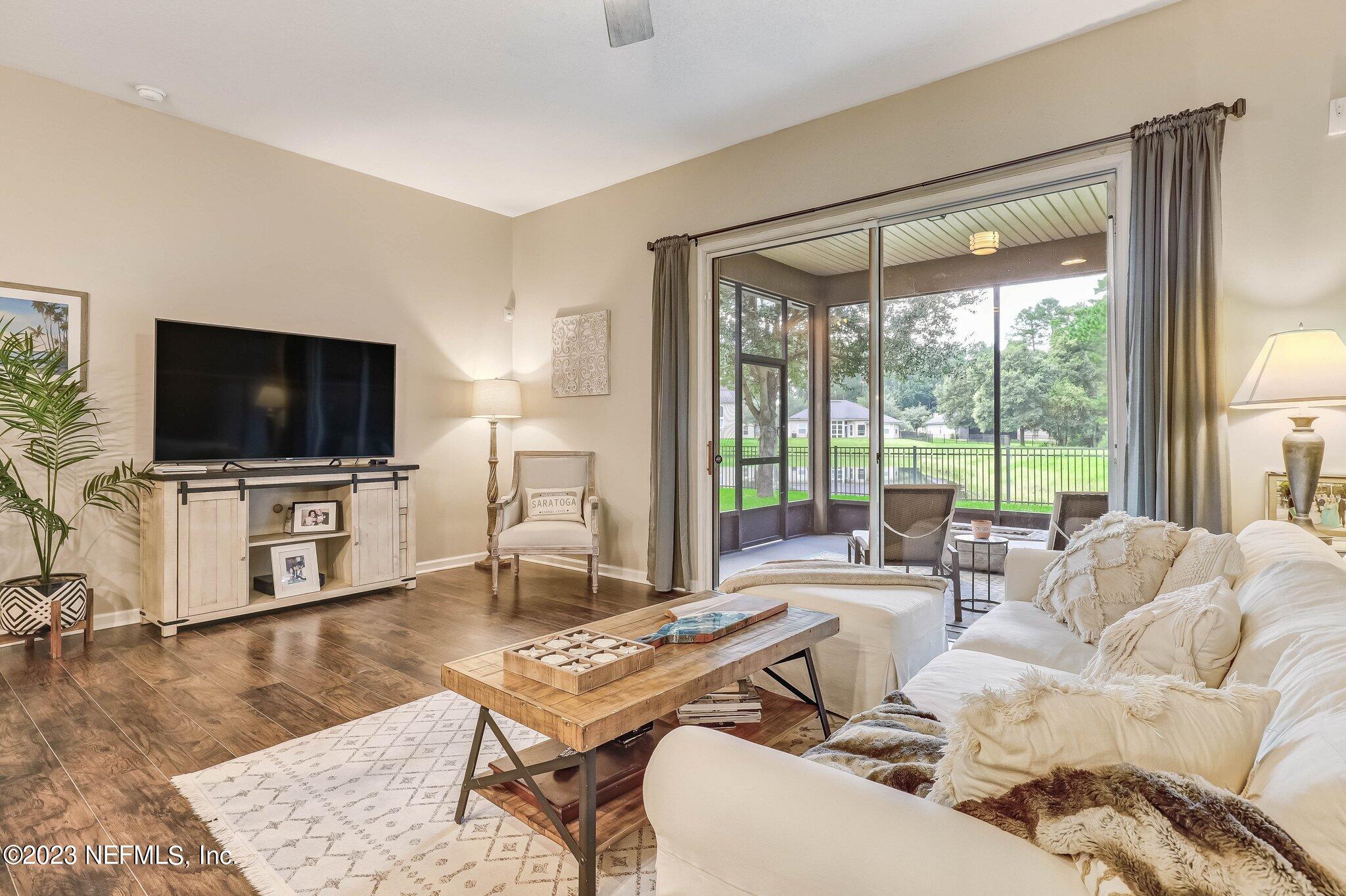 533 ARBORWOOD Drive