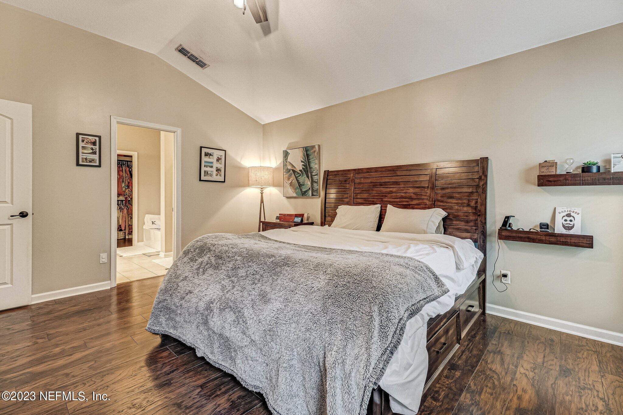 533 ARBORWOOD Drive