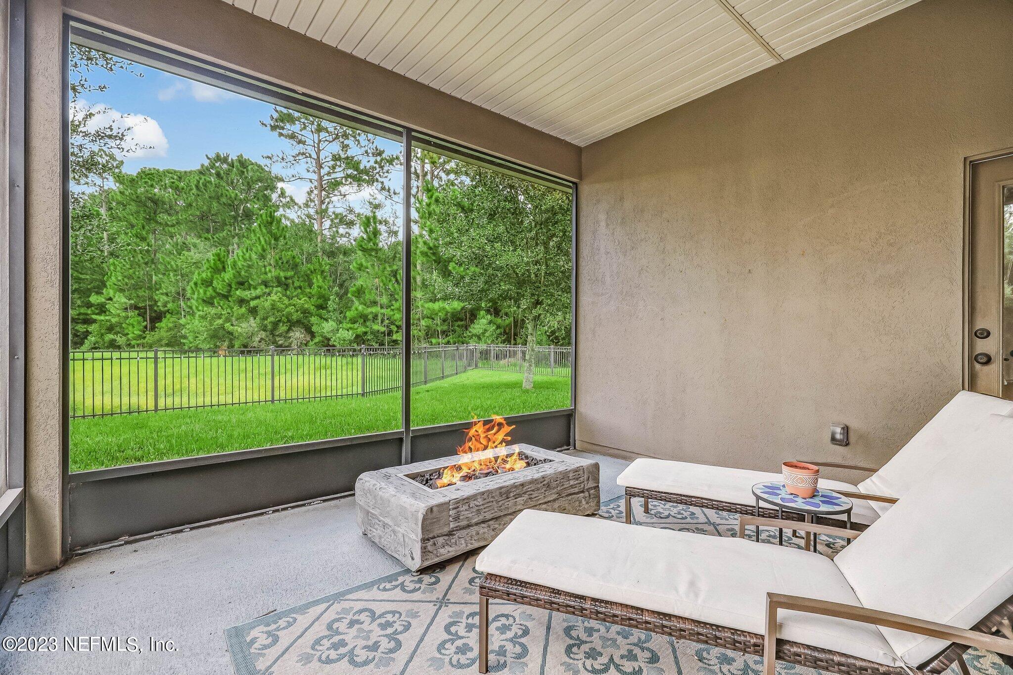 533 ARBORWOOD Drive