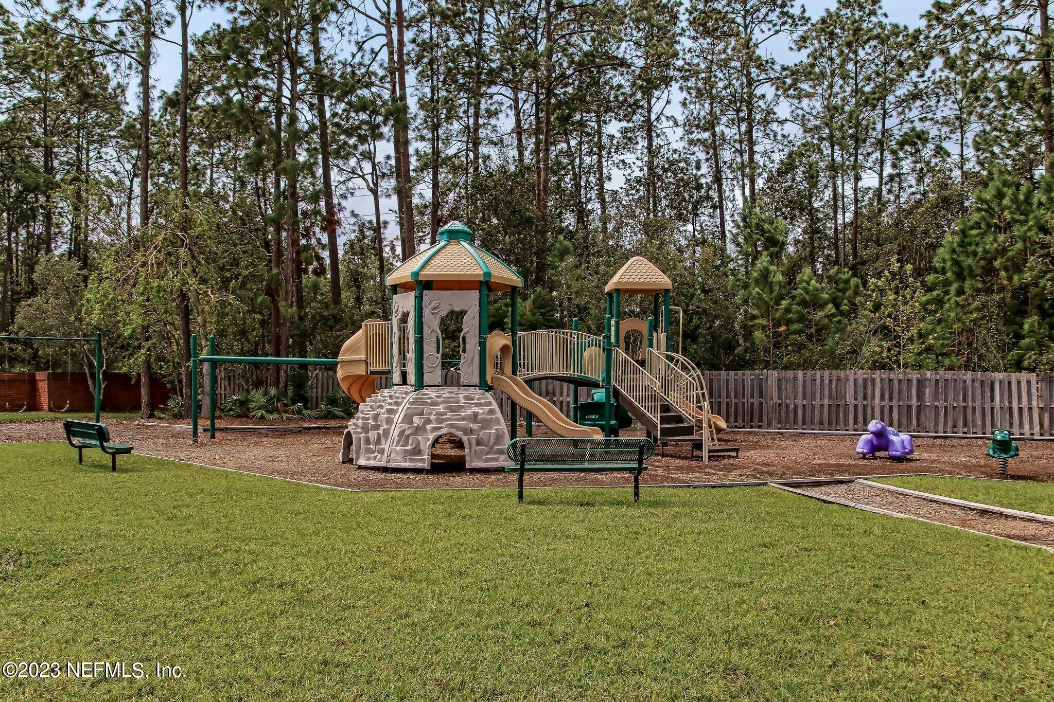 533 ARBORWOOD Drive