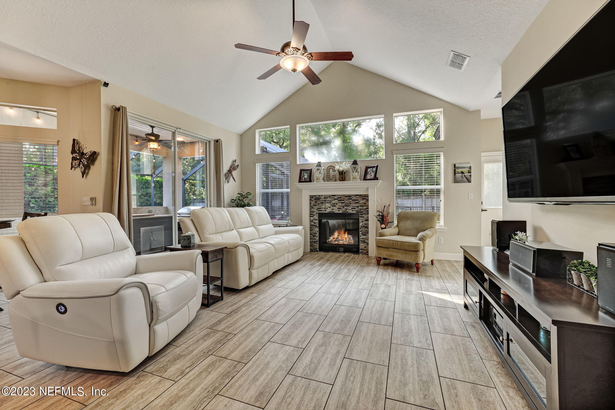 3849 PADDINGTON Place
