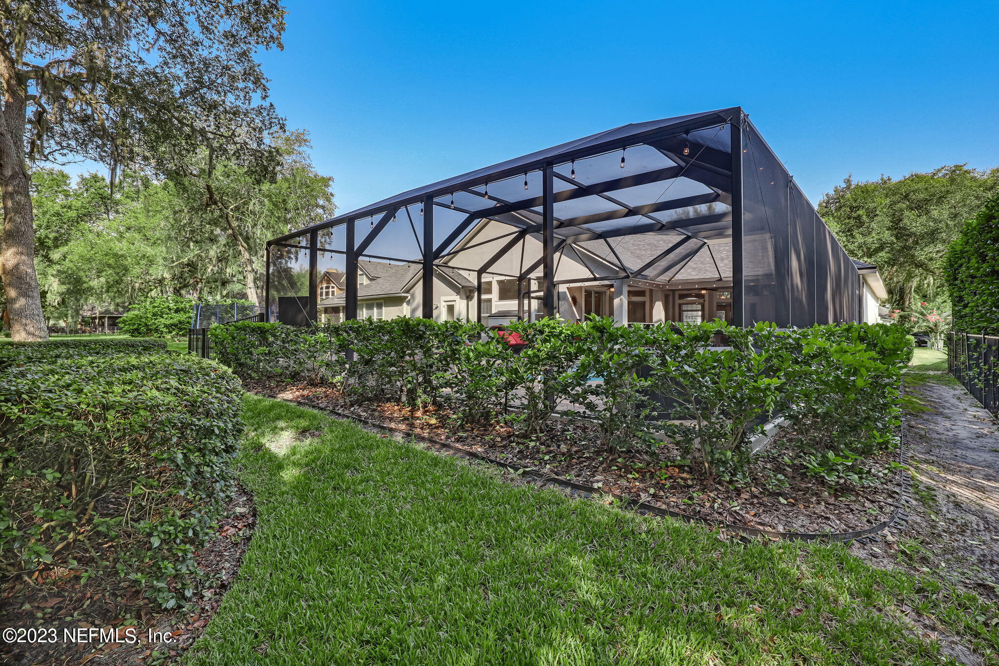 3849 PADDINGTON Place