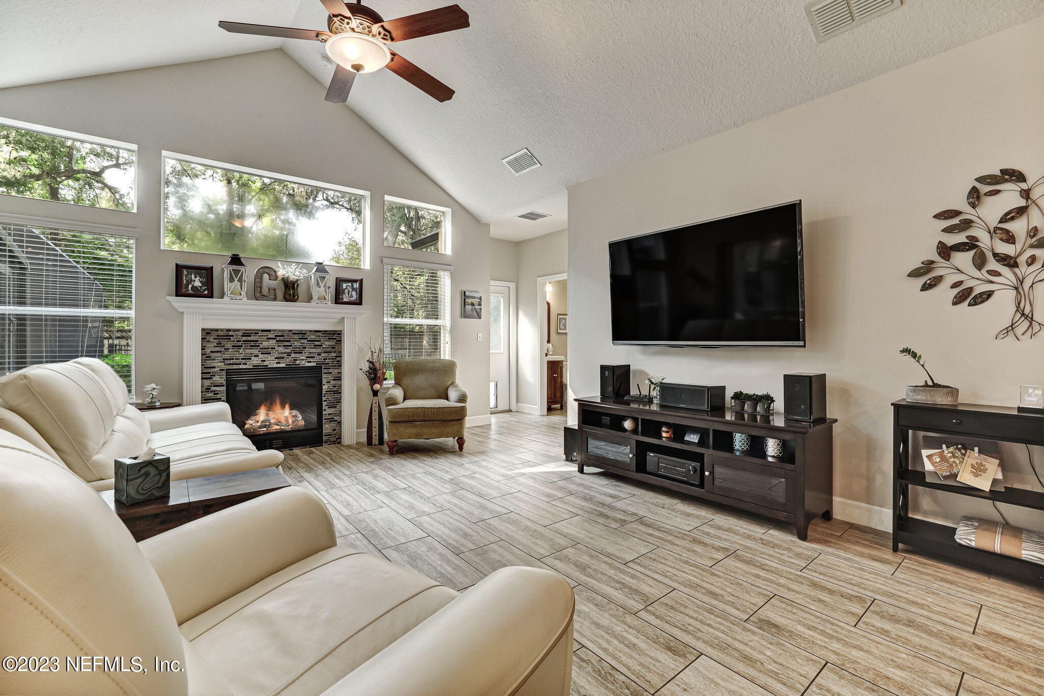 3849 PADDINGTON Place