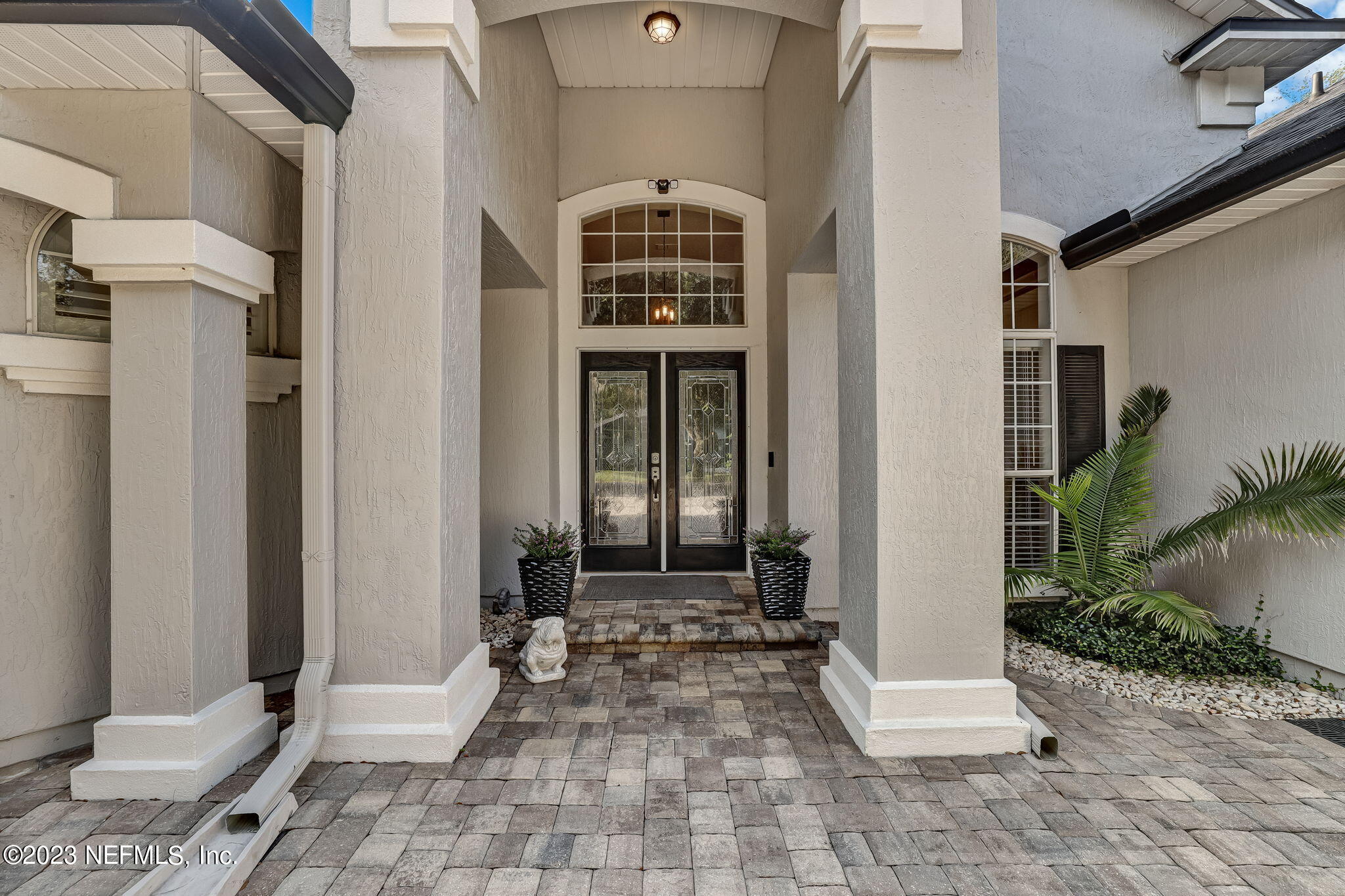 3849 PADDINGTON Place