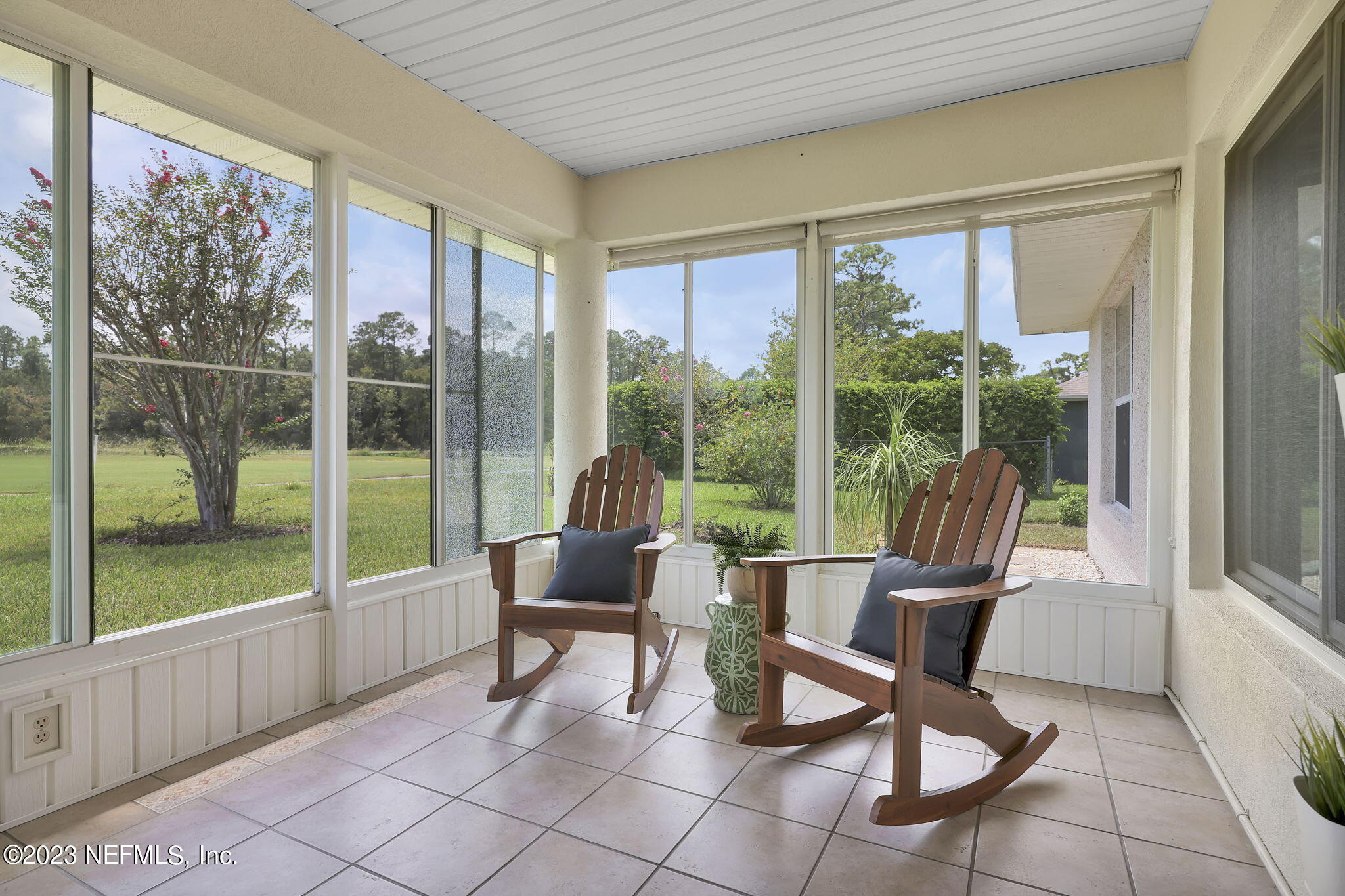 335 GRACIELA Circle