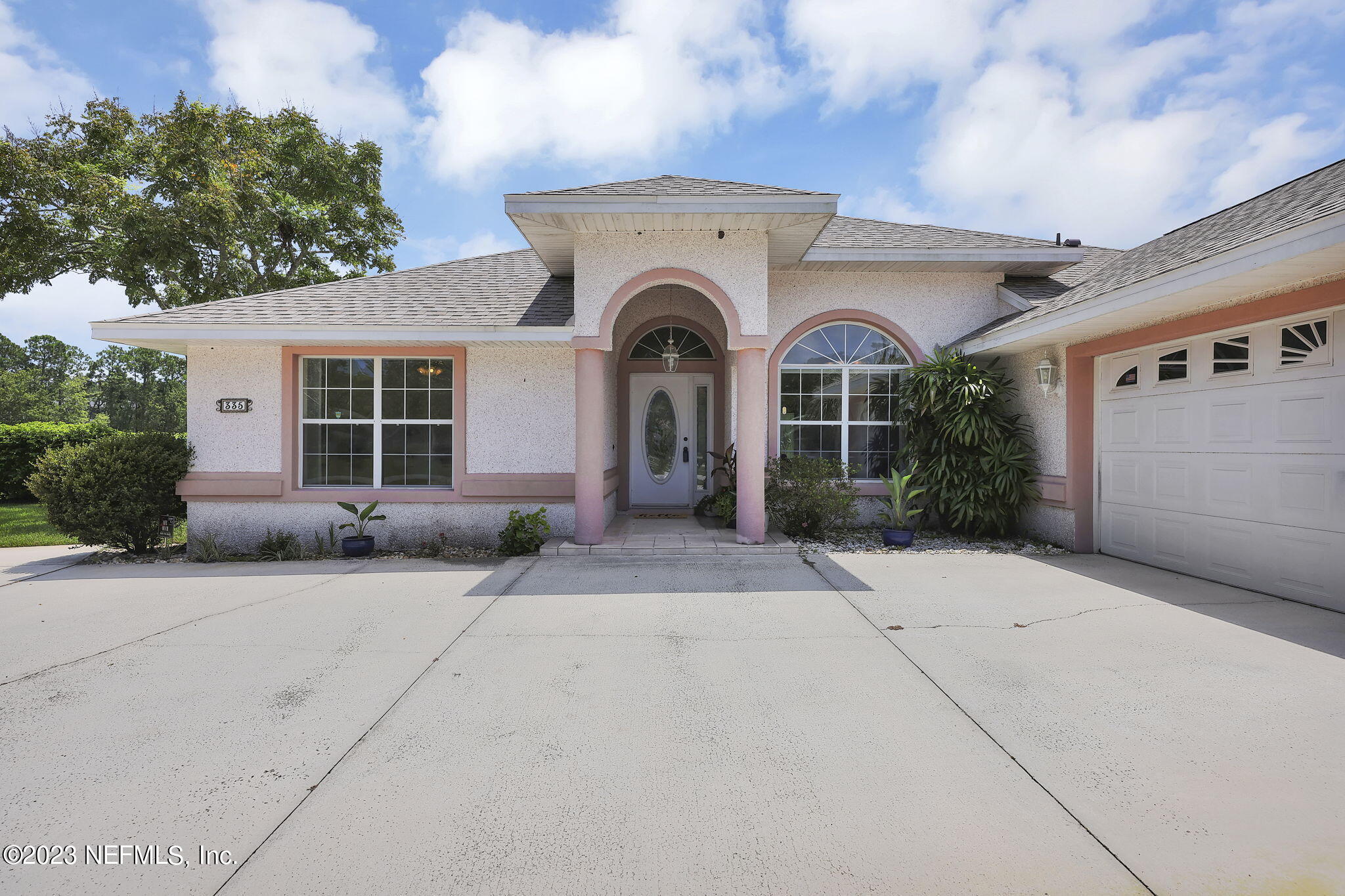 335 GRACIELA Circle