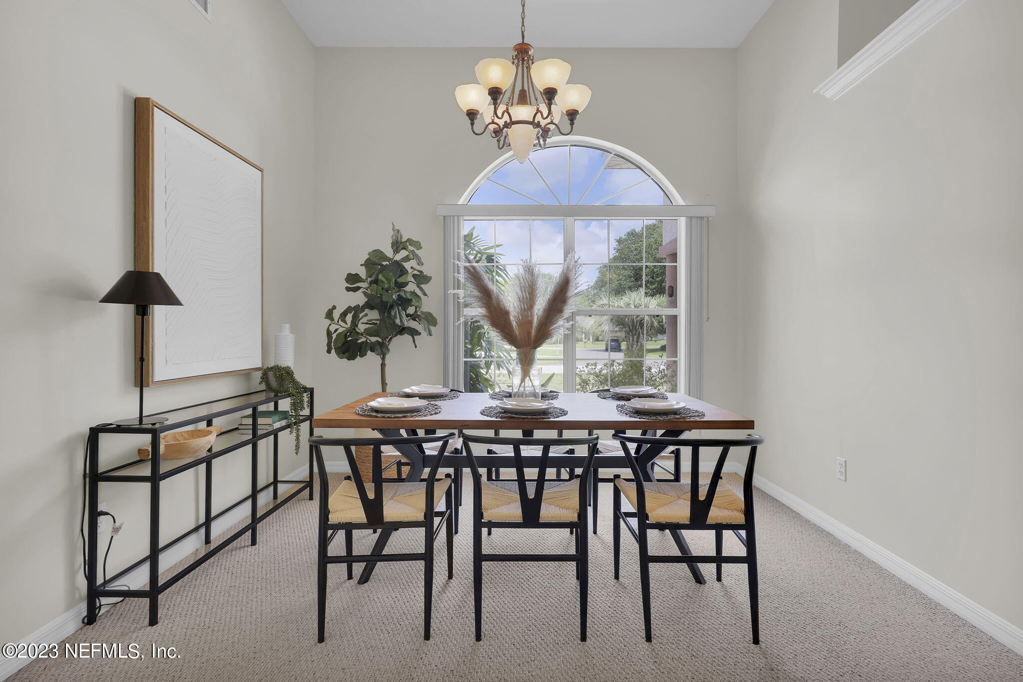 335 GRACIELA Circle