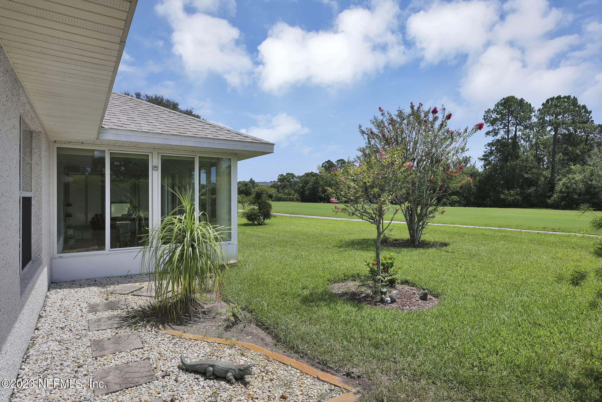 335 GRACIELA Circle