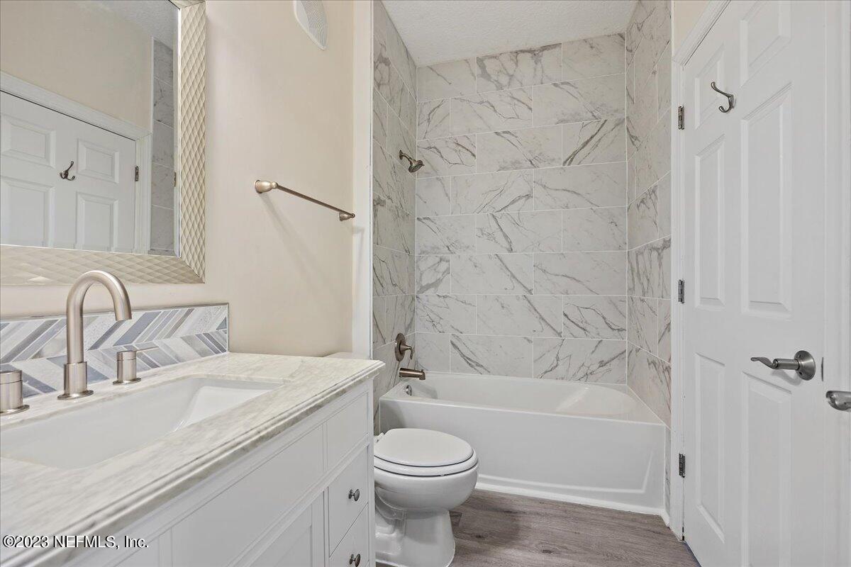 9823 TAPESTRY PARK Circle, 112