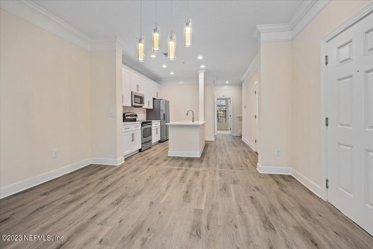 9823 TAPESTRY PARK Circle, 112