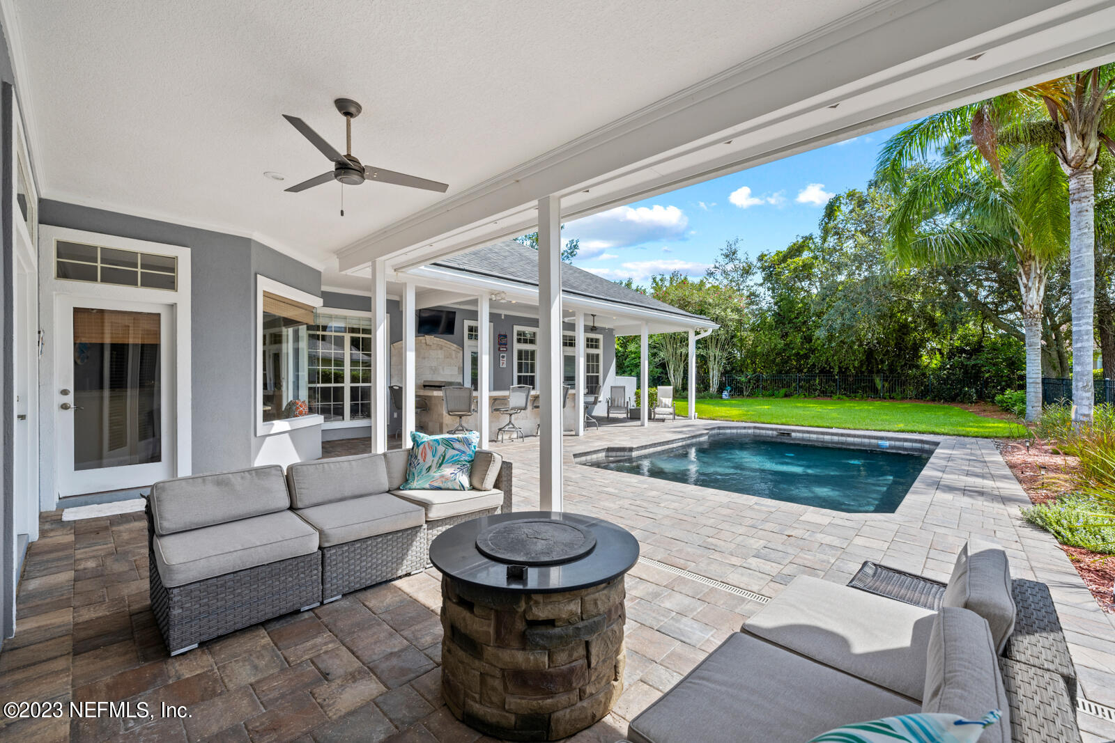 704 SANDRINGHAM Drive