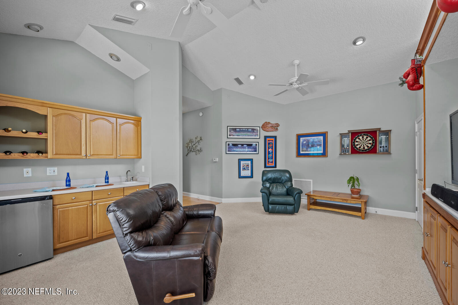 704 SANDRINGHAM Drive