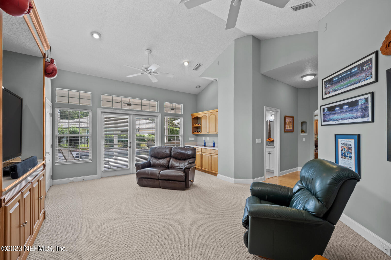 704 SANDRINGHAM Drive