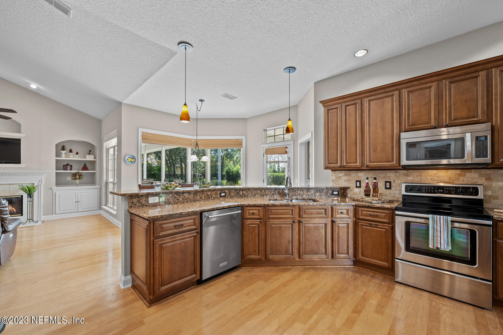 704 SANDRINGHAM Drive