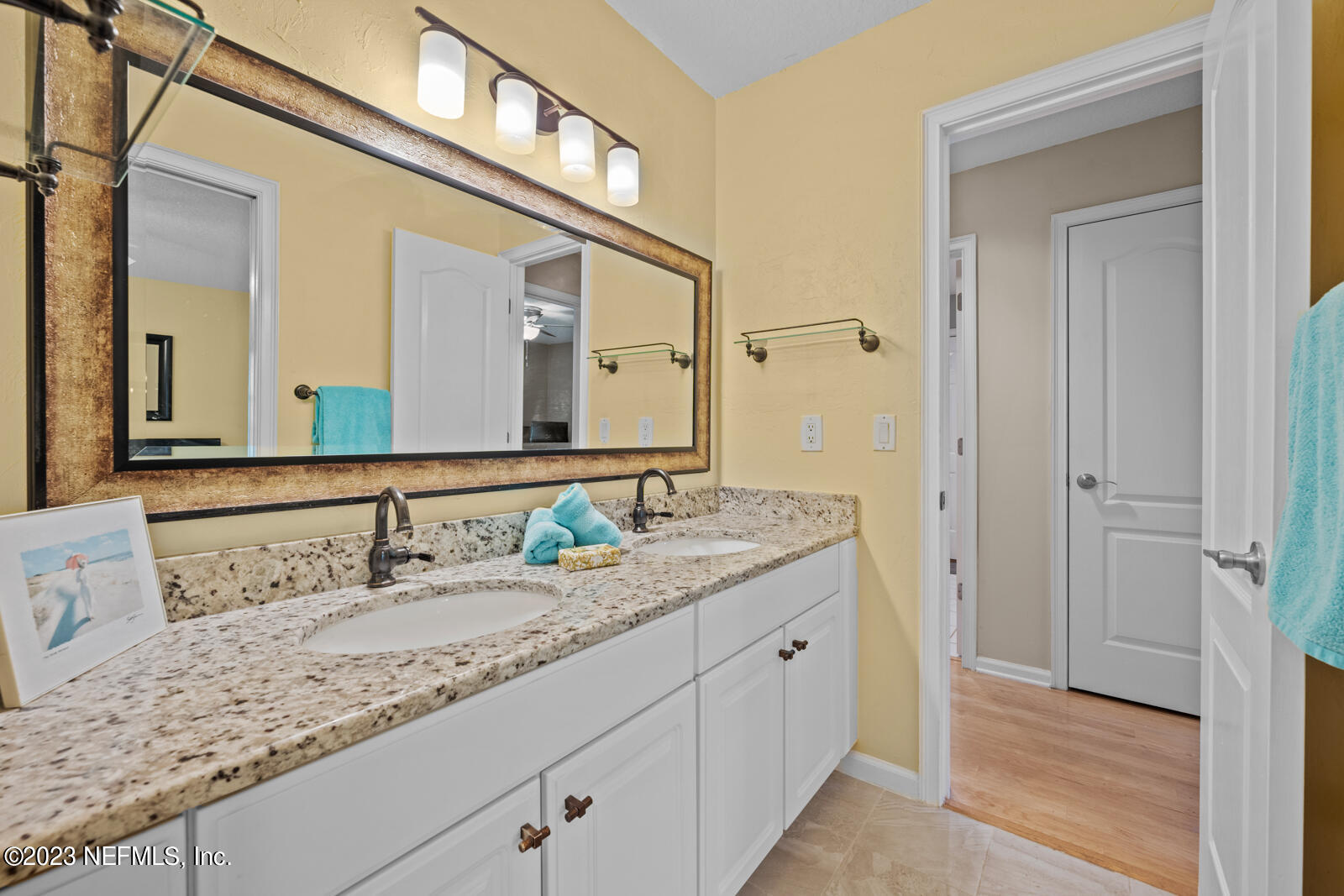 704 SANDRINGHAM Drive